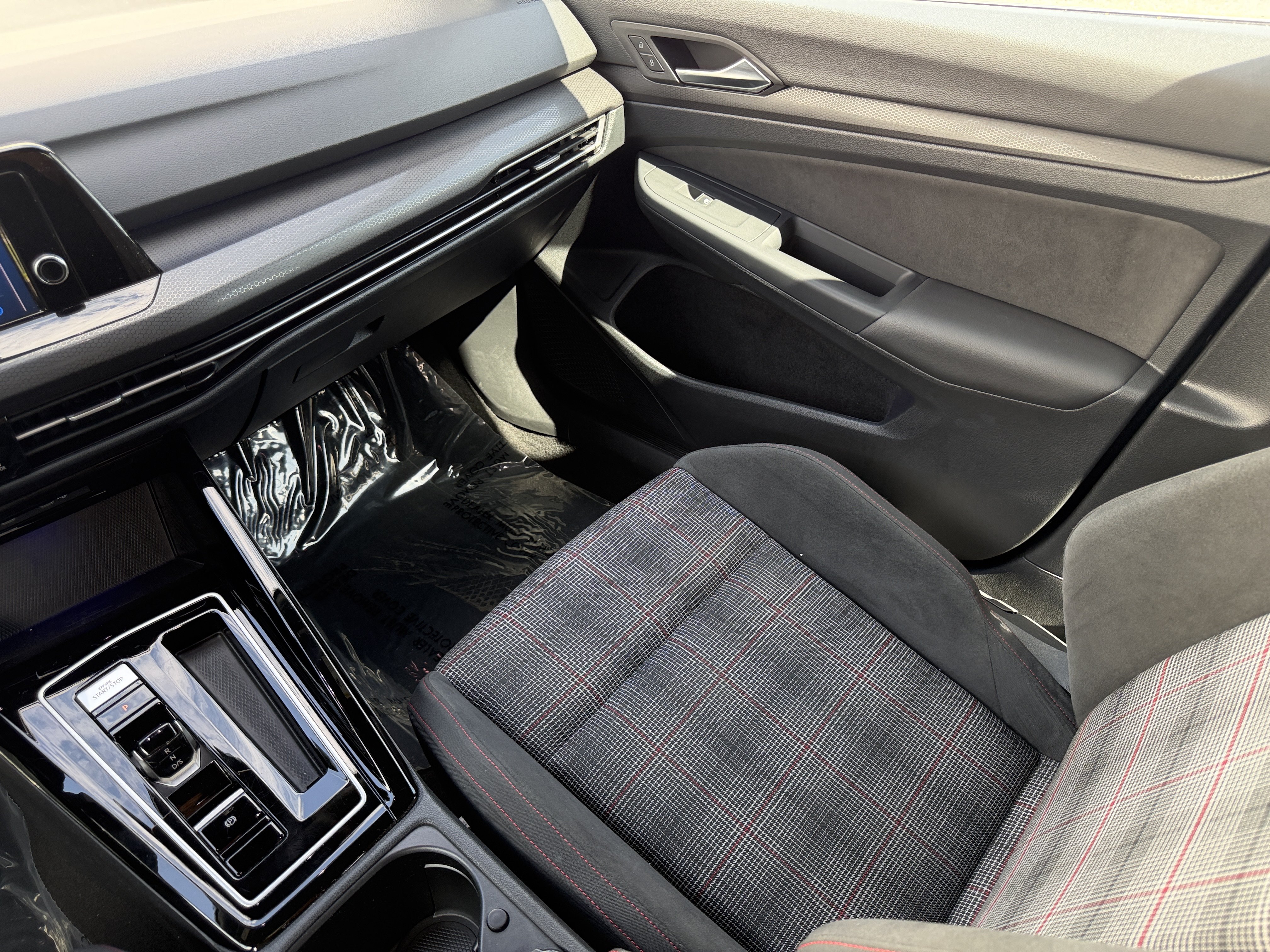 Certified 2024 Volkswagen GTI S FWD image 16