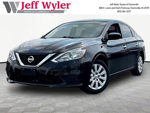 Used 2016 Nissan Sentra S FWD image 1