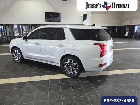 Used 2022 Hyundai Palisade Calligraphy image 6