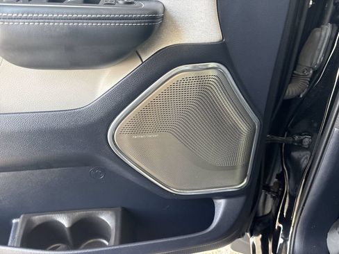 Used 2023 RAM 1500 Limited AWD/4WD image 24