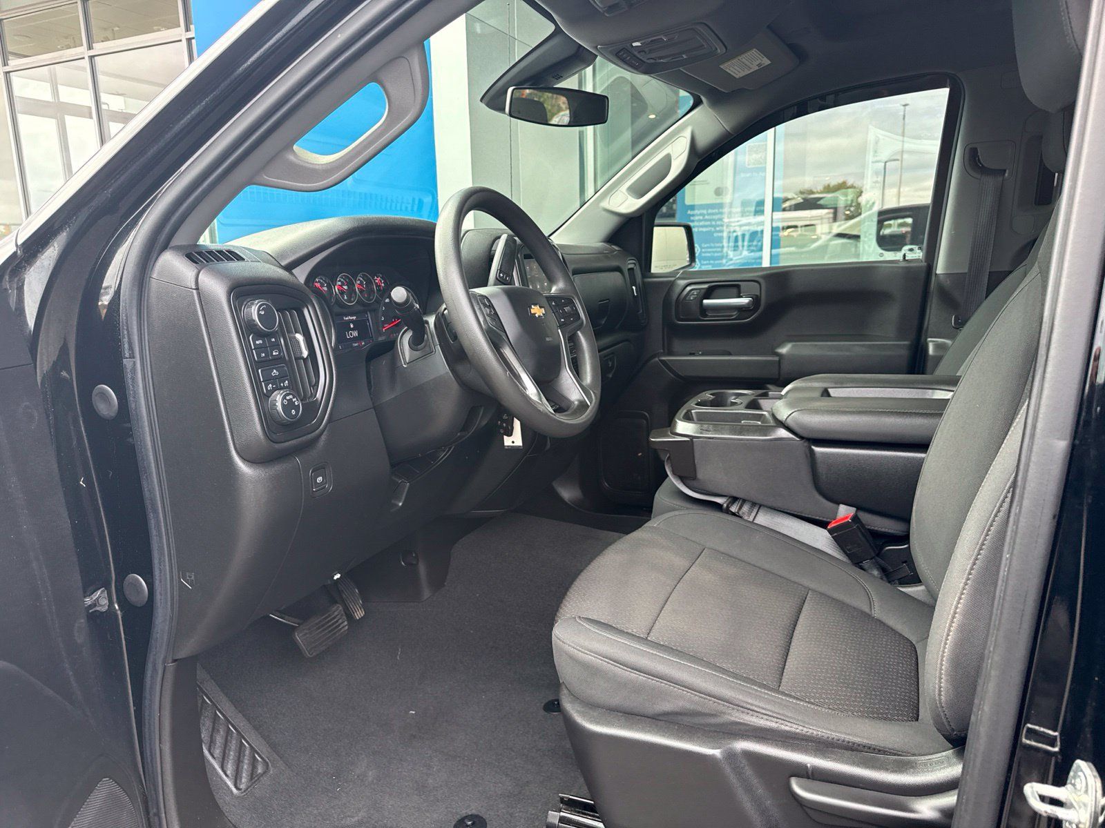 Used 2021 Chevrolet Silverado 1500 Custom w/ Safety Confidence Package AWD/4WD image 14