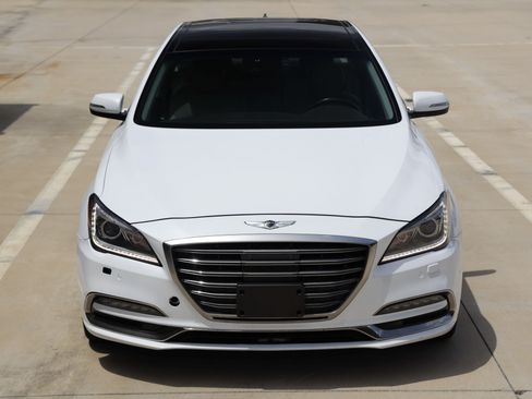 Used 2018 Genesis G80 3.8 w/ Option Group 02 AWD/4WD image 21
