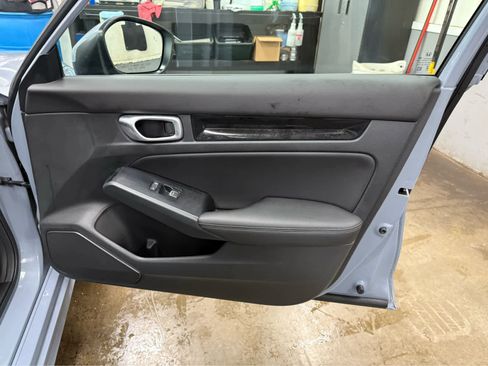 Used 2024 Honda Civic Touring image 31