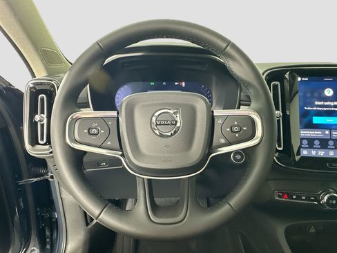 New 2026 Volvo XC40 B5 Core AWD/4WD image 12