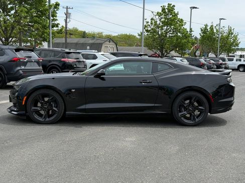 Used 2021 Chevrolet Camaro SS w/ LPO, Ground Effects Package RWD image 2