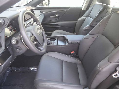 Used 2025 Lexus ES 350 w/ Premium Package image 14
