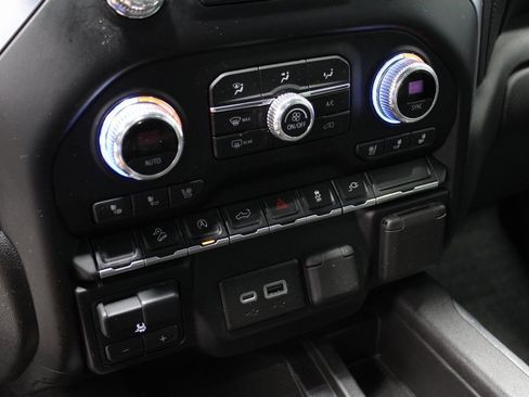 Used 2020 GMC Sierra 1500 SLT w/ SLT Premium Package image 30