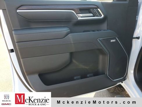 New 2026 GMC Sierra 3500 SLT w/ SLT Premium Package AWD/4WD image 8