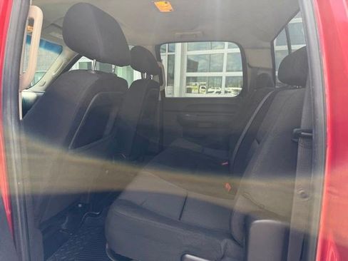 Used 2011 Chevrolet Silverado 2500 LT w/ Interior Plus Package AWD/4WD image 10