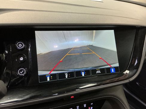 Used 2023 Buick Envision Avenir AWD/4WD image 17