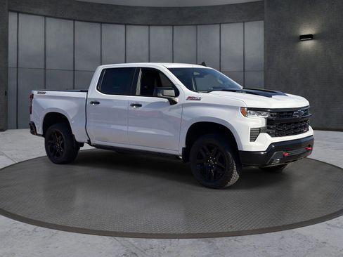 Certified 2025 Chevrolet Silverado 1500 LT Trail Boss AWD/4WD image 8