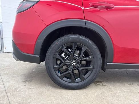 Certified 2024 Honda HR-V Sport image 11