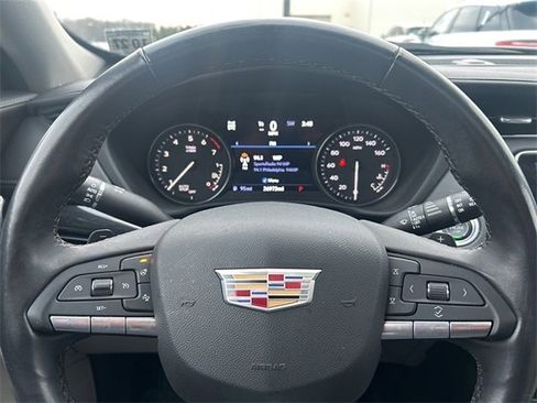 Used 2023 Cadillac XT4 Premium Luxury w/ Technology Package image 13