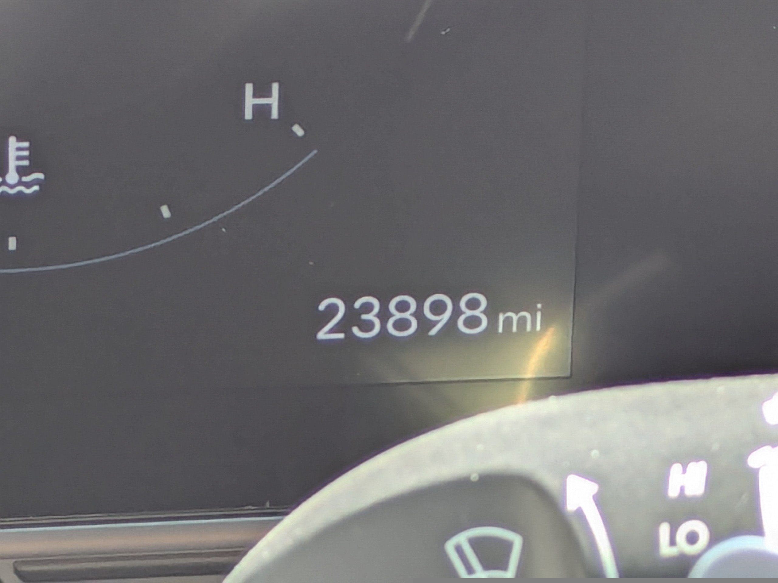 Used 2025 Hyundai Kona SEL FWD image 31