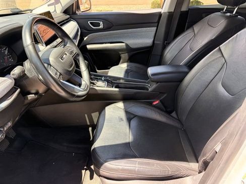 Used 2022 Jeep Compass Latitude AWD/4WD image 10