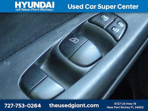 Used 2015 Nissan Sentra S FWD image 21