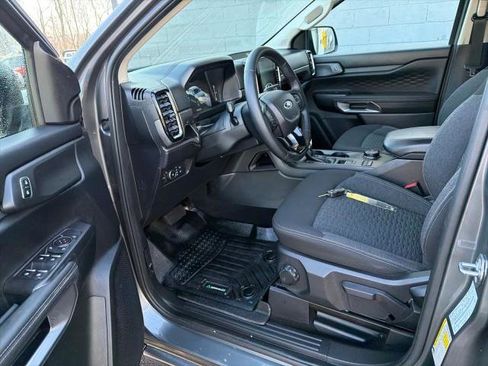 Used 2024 Ford Ranger XLT w/ FX4 Off-Road Package image 8