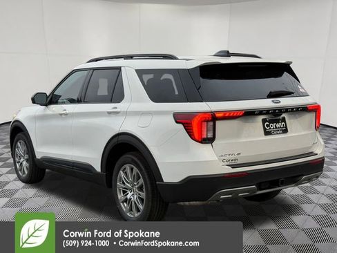 New 2026 Ford Explorer Active w/ Active Comfort Package image 15
