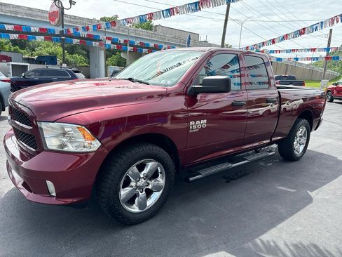Used 2019 RAM 1500 Express w/ Express Value Package AWD/4WD image 8