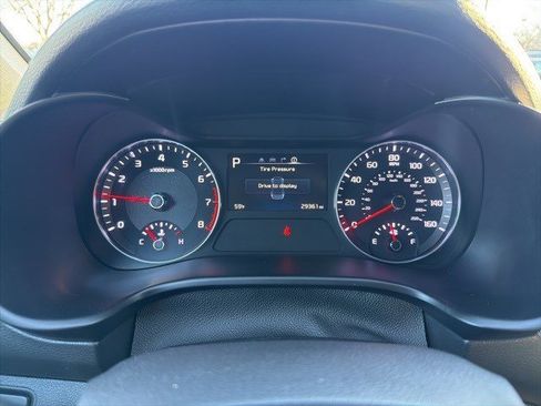 Used 2023 Kia Forte GT-Line image 19