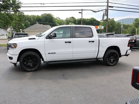 Used 2023 RAM 1500 Big Horn AWD/4WD image 4