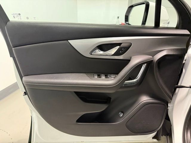 Certified 2024 Chevrolet Blazer LT FWD image 11