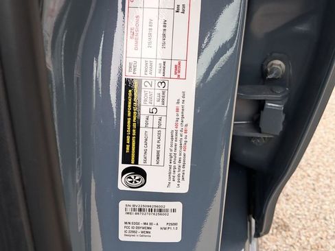 New 2026 Nissan Sentra SR w/ SR Premium Package FWD image 32