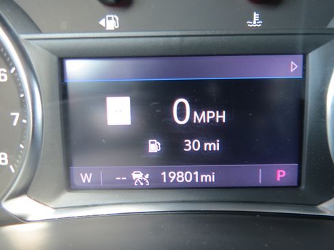Used 2023 Chevrolet Equinox LT AWD/4WD image 20