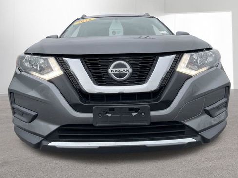 Used 2018 Nissan Rogue SV w/ Sun & Sound Touring Package AWD/4WD image 33