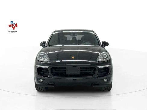 Used 2018 Porsche Cayenne Platinum Edition image 8