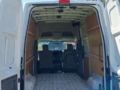 Used 2015 Nissan NV 2500 S w/ Power Package RWD image 5