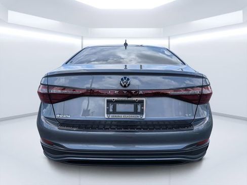 Certified 2026 Volkswagen Jetta SE FWD image 4