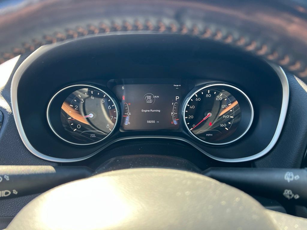 Used 2018 Jeep Compass Limited w/ Navigation Group FWD image 17