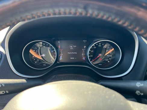 Used 2018 Jeep Compass Limited w/ Navigation Group FWD image 17