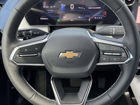 New 2026 Chevrolet Equinox EV LT AWD/4WD image 13