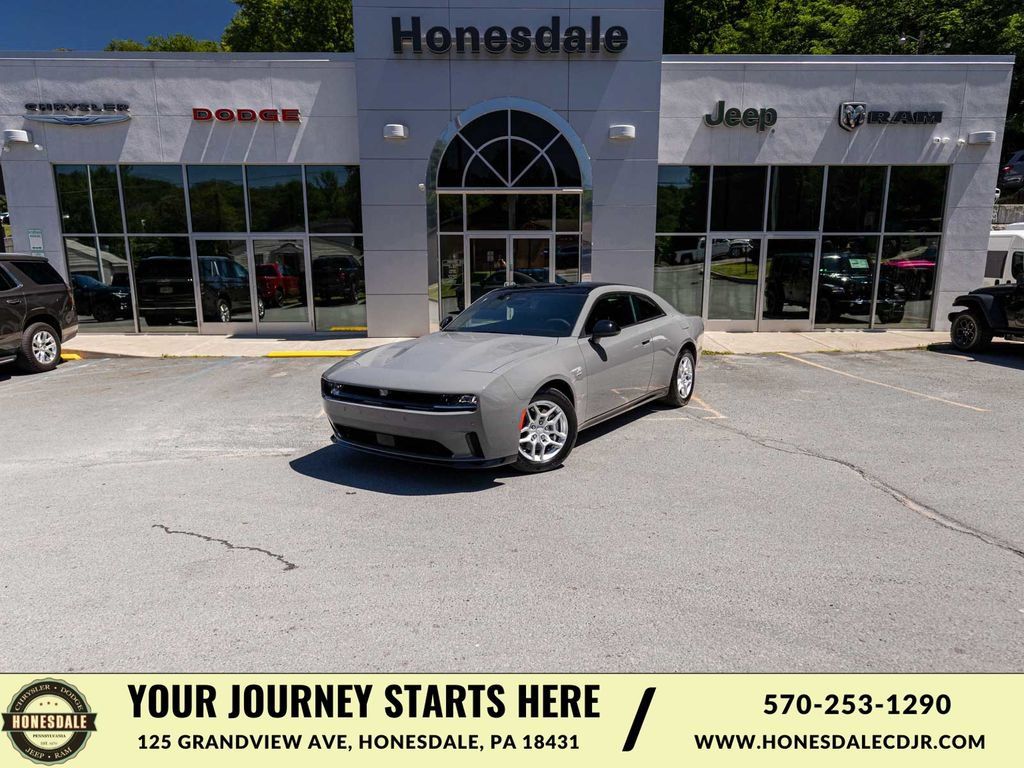 Used 2025 Dodge Charger Daytona R/T w/ Quick Order Package 25M R/T AWD/4WD image 1