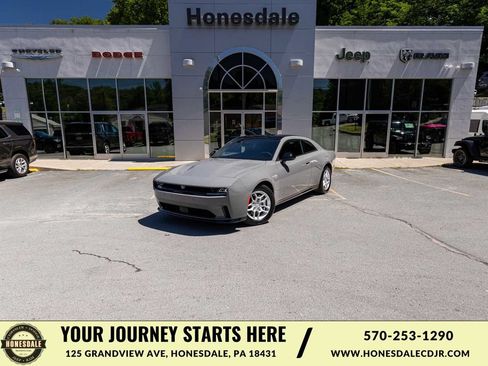Used 2025 Dodge Charger Daytona R/T w/ Quick Order Package 25M R/T AWD/4WD image 1