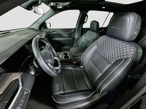 Used 2024 GMC Acadia Denali w/ LPO, Floor Liner Package AWD/4WD image 16