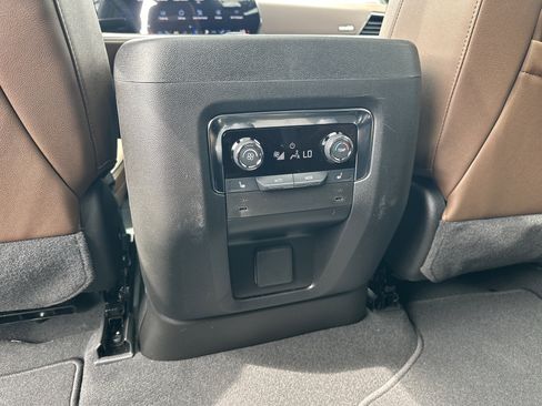 New 2026 Chevrolet Tahoe High Country image 24