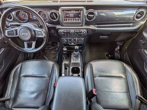 Used 2021 Jeep Wrangler Unlimited Sahara AWD/4WD image 16