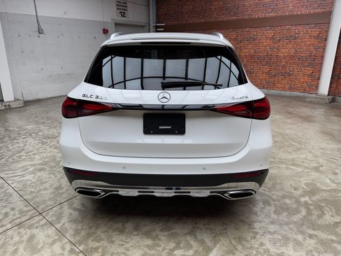 Certified 2026 Mercedes-Benz GLC 300 4MATIC image 4