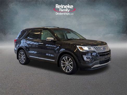 Used 2016 Ford Explorer Platinum image 3