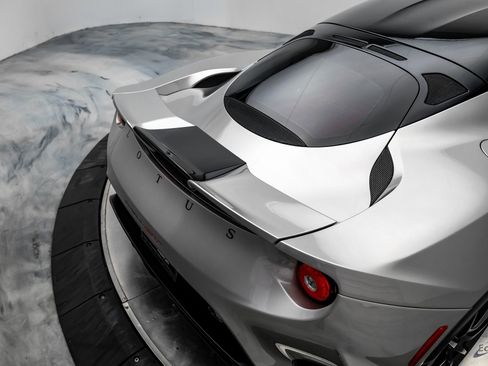 Used 2021 Lotus Evora image 30