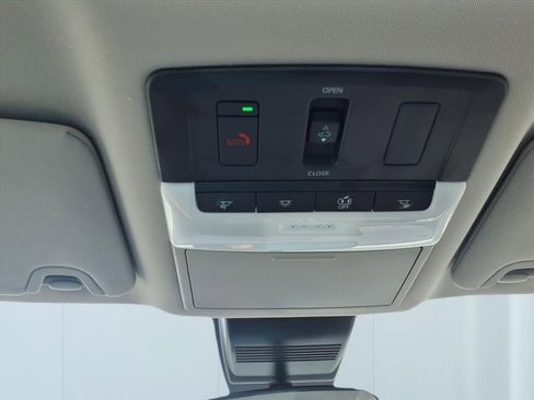 New 2025 Nissan Altima 2.5 SL image 18