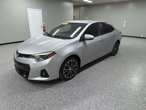Used 2015 Toyota Corolla S FWD image 7