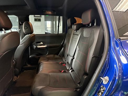 Used 2021 Mercedes-Benz GLB 250 image 12