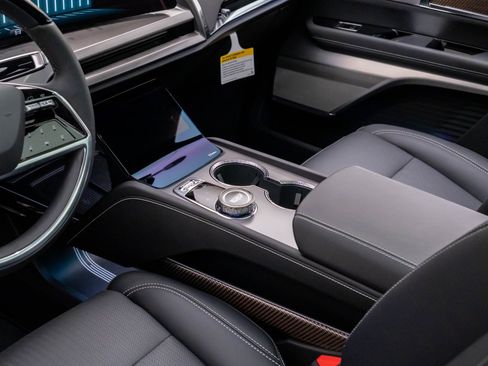New 2026 Cadillac Vistiq Sport AWD/4WD image 12