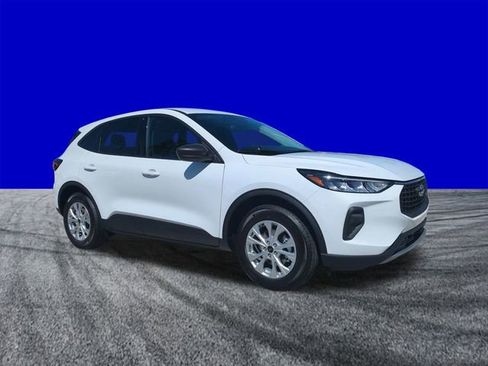 New 2026 Ford Escape Active w/ Tech Pack #1 FWD image 2