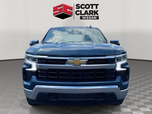 Used 2024 Chevrolet Silverado 1500 LT AWD/4WD image 2
