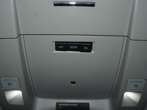 Used 2020 Chevrolet Tahoe LS w/ Enhanced Driver Alert Package image 46